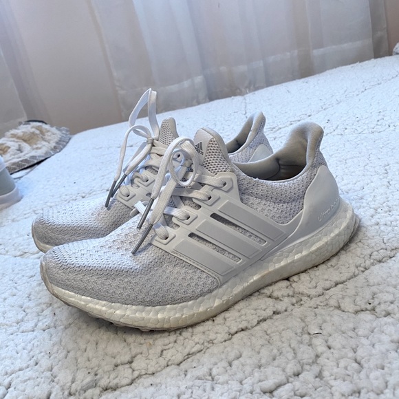 Adidas white ultraboost size 7.5 - Picture 1 of 8